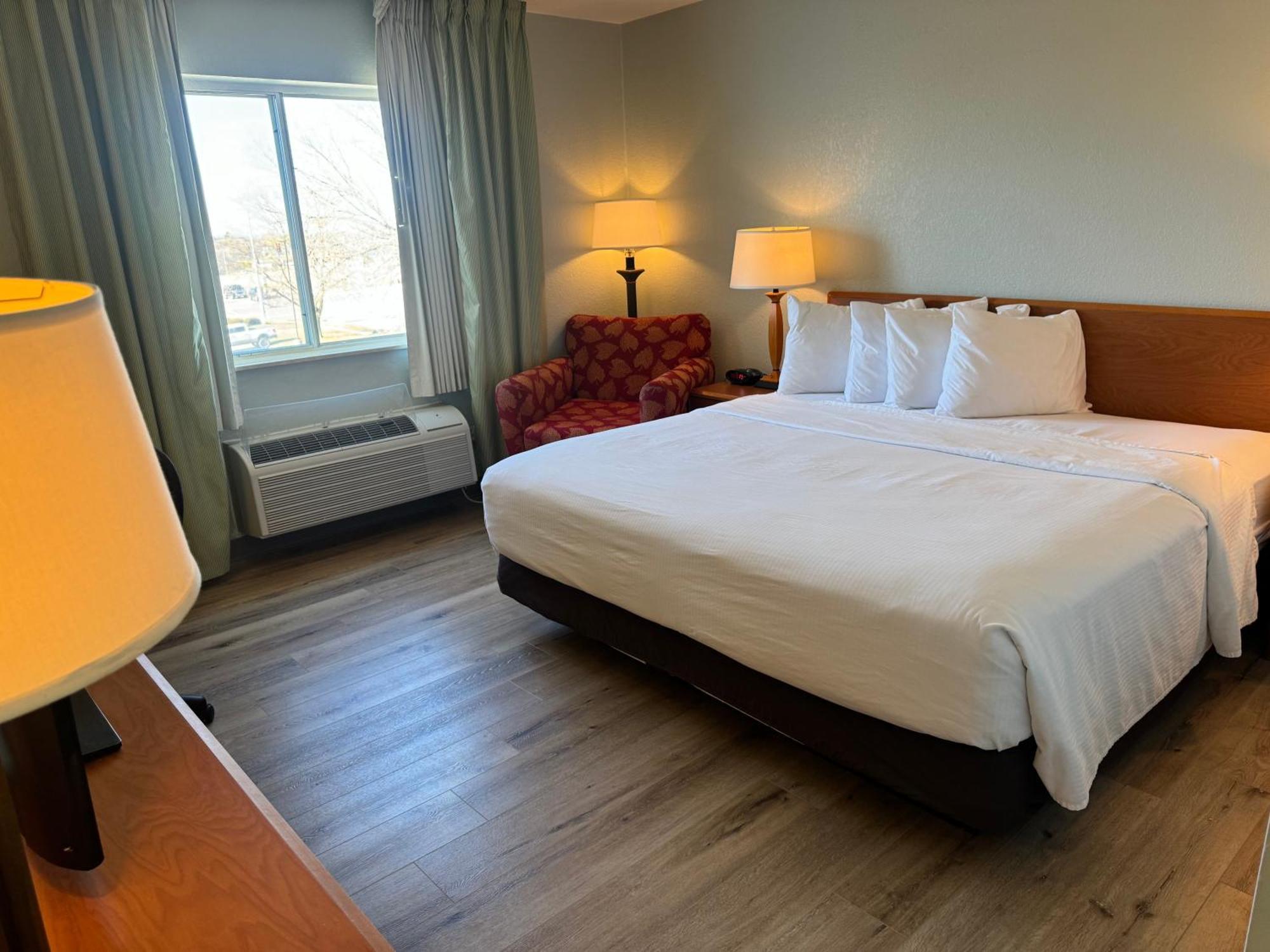Wingate By Wyndham Sioux 3*